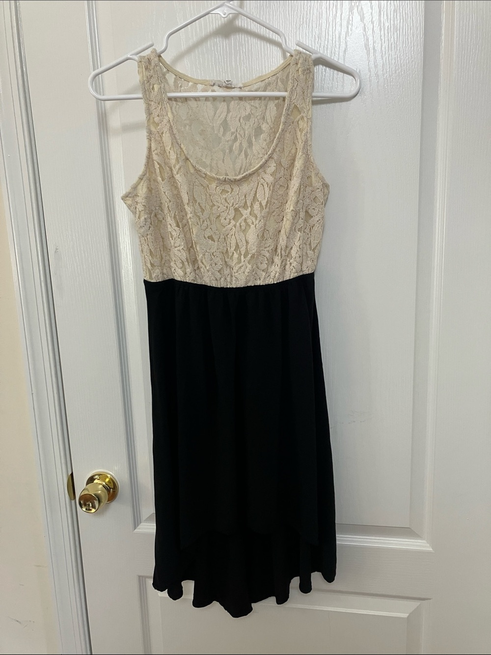 Lace top dress with lining in front